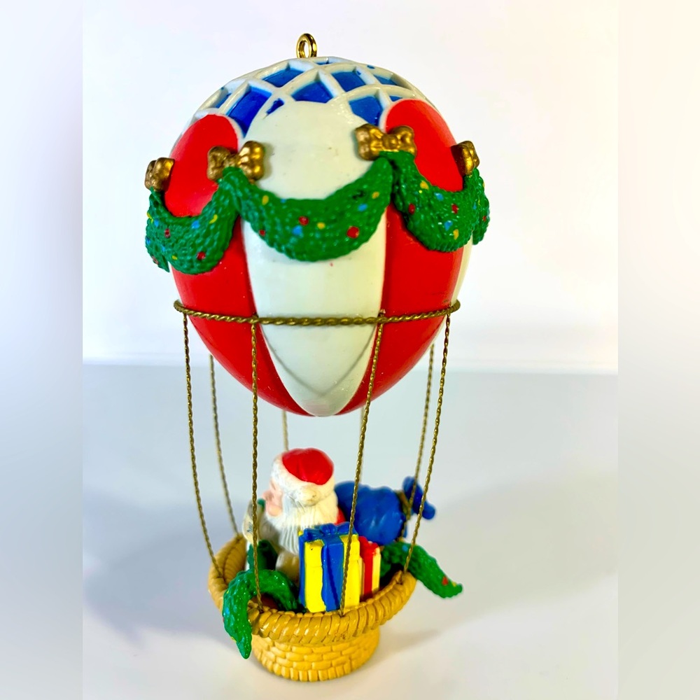 Noma Collectable Ornaments 1992 Ornamotion Santa Hot Air Balloon Christmas - Picture 3 of 9